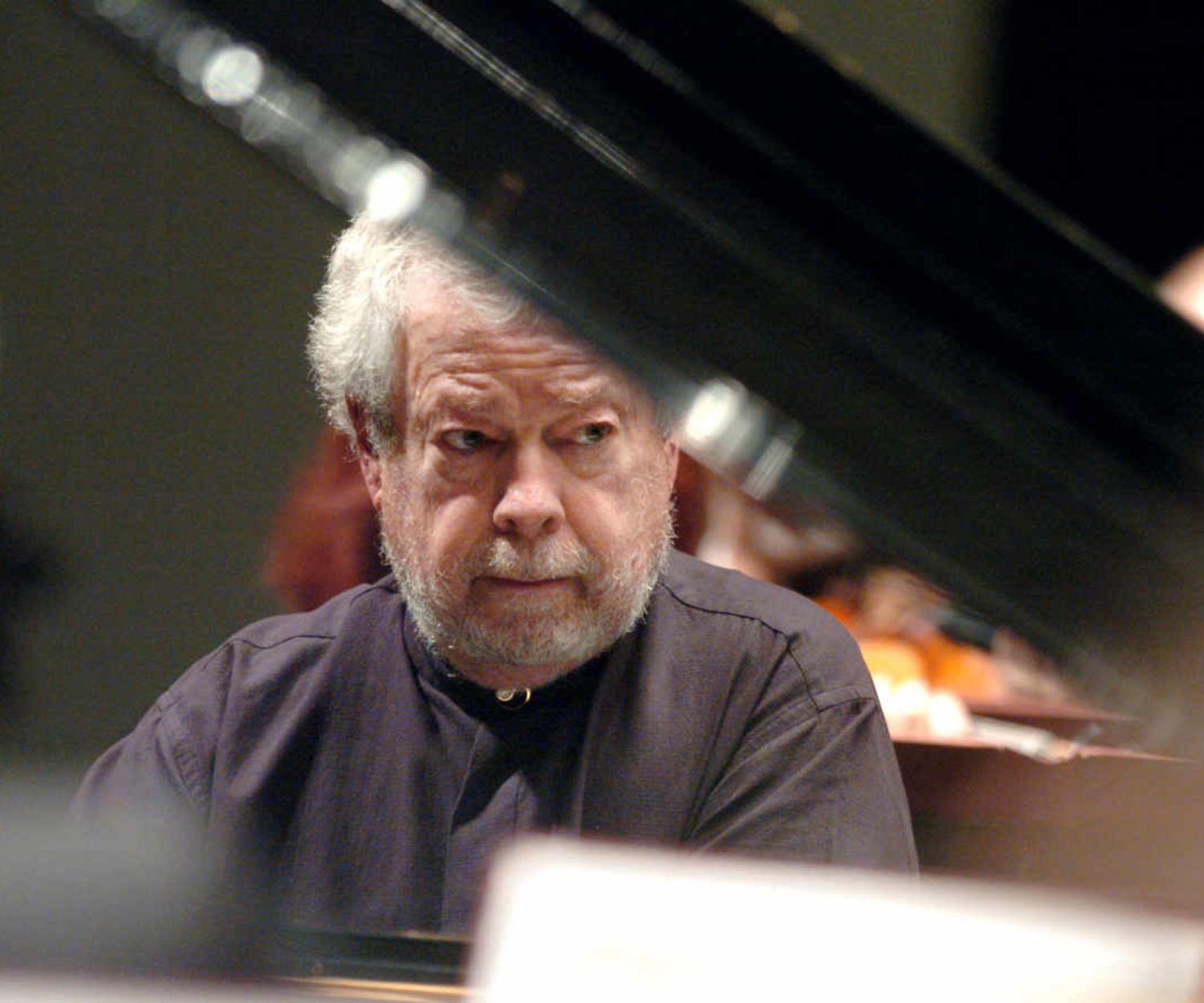 Brazilian pianist Nelson Freire performs a Grieg concerto with the musicians of the Warsaw Philarmonic Orchestra during "La Folle Journee" (Crazy Day), a classical music festival, 03 February 2007 in Nantes.  AFP PHOTO FRANK PERRY
